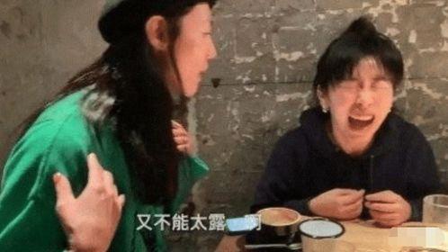 化妆师娱乐圈爆料,揭秘明星化妆台背后的秘密  第2张