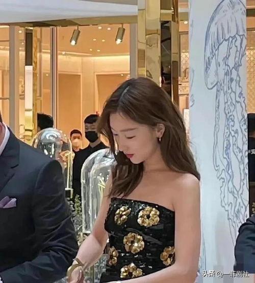 娱乐明星吃瓜双人,娱乐界的瓜田奇遇记  第3张