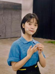 娱乐圈吃瓜李洋洋是谁,吃瓜群众心中的“瓜王” 第2张 娱乐圈吃瓜李洋洋是谁,吃瓜群众心中的“瓜王” 第2张