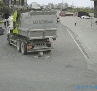 汕头公交爆料事件视频,揭露公交司机与乘客冲突真相  第2张