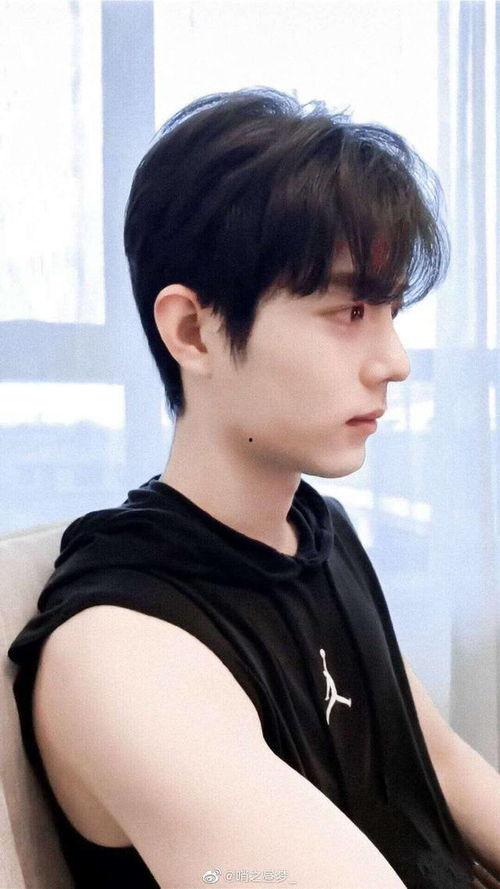 娱乐圈大爆料肖战王一博,娱乐圈幕后风云大揭秘