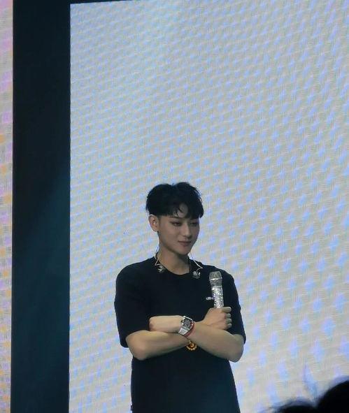 黄子韬生日爆料视频,揭秘明星背后的温馨时刻