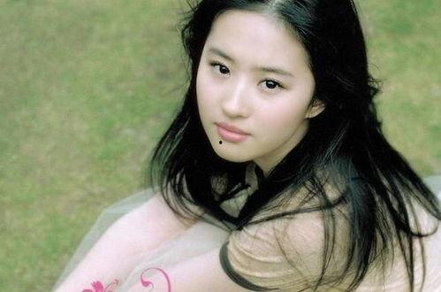 刘亦菲台湾综艺爆料视频,揭秘明星幕后生活  第2张