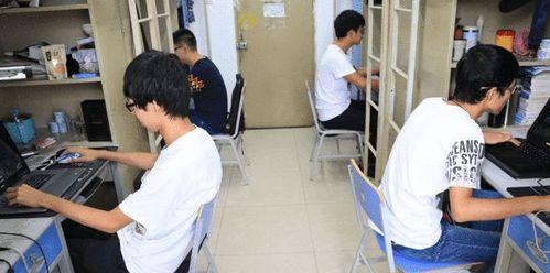 怎样爆料辅导员家长呢视频,揭秘校园内幕，家长权益如何维护？  第2张